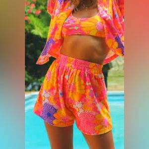 Elsie and Fred Groove Floral Set